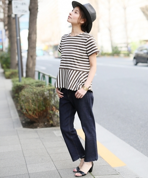 LEPSIM(レプシィム)の「ボーダーキリカエペプラムTSS 712229(Tシャツ/カットソー・レディース・ブラウン/ブラック/ネイビー・LARGE/MEDIUM)」の4枚目の写真