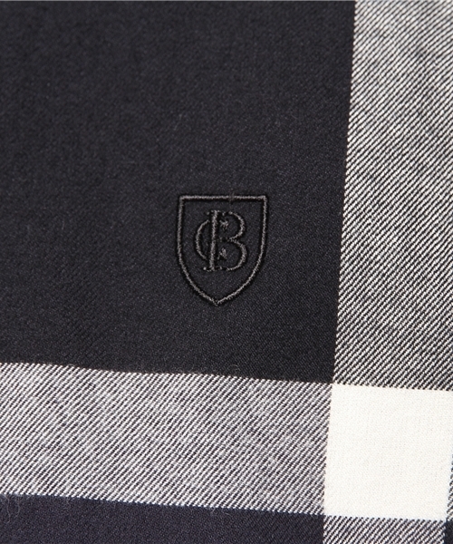 BLUE LABEL CRESTBRIDGE(ブルーレーベルクレストブリッジ)の「クレストブリッジチェックツイルピーチ シャツ(シャツ/ブラウス・レディース・レッド/イエロー/ネイビー・36/38/34)」の11枚目の写真