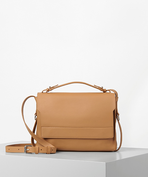 ALLSAINTS（オールセインツ）の「PARADISE SHOULDER BAG（ショルダーバッグ・レディース・ブラウン/キャメル・ONE SIZE）」の2枚目の写真