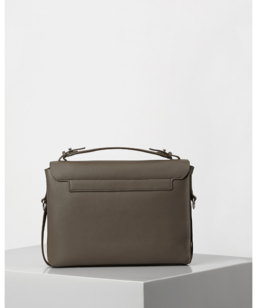 ALLSAINTS（オールセインツ）の「PARADISE SHOULDER BAG（ショルダーバッグ・レディース・ブラウン/キャメル・ONE SIZE）」の20枚目の写真