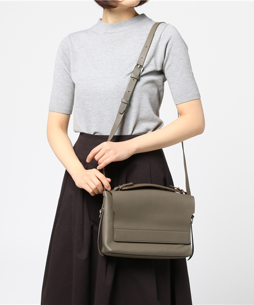 ALLSAINTS（オールセインツ）の「PARADISE SHOULDER BAG（ショルダーバッグ・レディース・ブラウン/キャメル・ONE SIZE）」の9枚目の写真