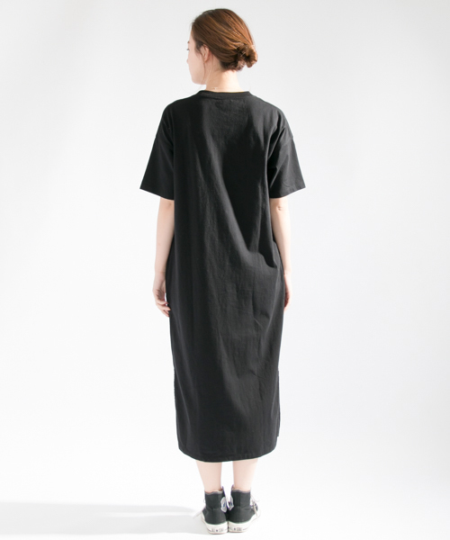 Champion(チャンピオン)の「 UR Champion×UR 別注ヘビーウエイトポケット付ワンピース(ワンピース・レディース・ブラック/ネイビー/ホワイト・FREE)」の11枚目の写真