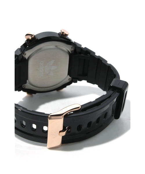 adidasアディダス　アナログスポーツウォッチ 黒赤*️⃣2個セット売り*️⃣ adidas Originals（アディダスオリジナルス）の「adidas Originals