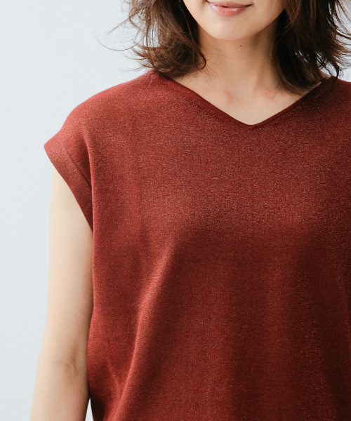 qualite（カリテ）の「カラーラメニットプルオーバー（ニット/セーター・レディース・ピンクベージュ/ゴールド/ボルドー・FREE）」の7枚目の写真