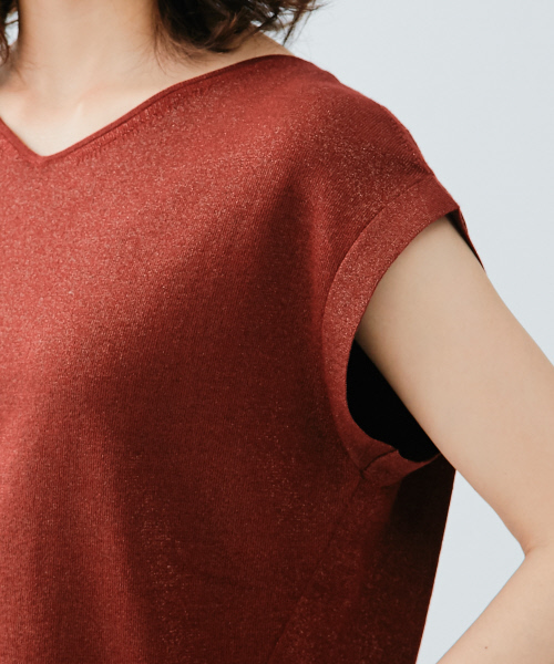 qualite（カリテ）の「カラーラメニットプルオーバー（ニット/セーター・レディース・ピンクベージュ/ゴールド/ボルドー・FREE）」の8枚目の写真