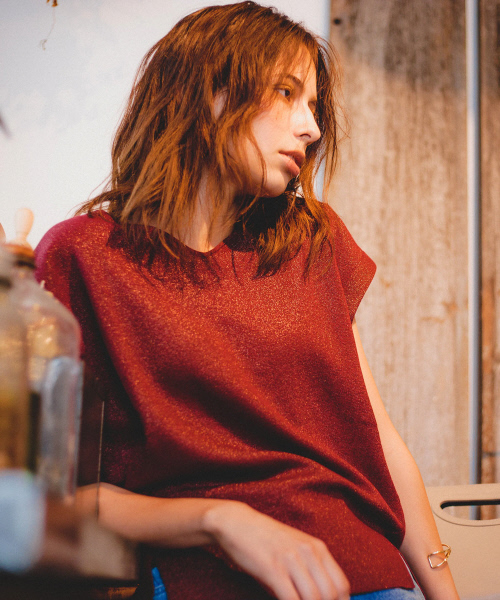 qualite（カリテ）の「カラーラメニットプルオーバー（ニット/セーター・レディース・ピンクベージュ/ゴールド/ボルドー・FREE）」の16枚目の写真