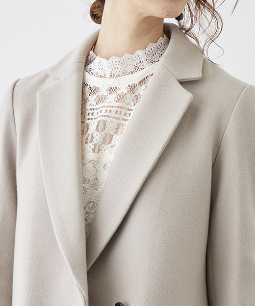 UNITED TOKYO(ユナイテッドトウキョウ)の「カシミヤウールチェスターコート(チェスターコート・レディース・ベージュ/ネイビー/ピンク/グレー/ブラック/マスタード/ブルー・1/2)」の12枚目の写真