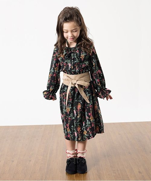 apres les cours（アプレレクール）の「スウェードリボンシューズ（その他シューズ・キッズ・ピンク/ブラック・14/15 /16/17/18/19/20）」の3枚目の写真