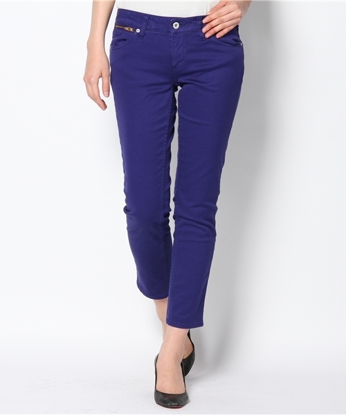 BEAUTY&YOUTH UNITED ARROWS（ビューティーアンドユースユナイテッドアローズ）の「BY カラースキニー9分丈パンツ ◆（その他パンツ・レディース・ホワイト/ブラック/ロイヤルブルー/イエロー/ピンク・SMALL/MEDIUM/LARGE/X-SMALL）」の3枚目の写真