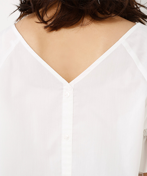 AZUL by moussy（アズールバイマウジー）の「TCマーベラス3WAYパフスリーブブラウス（シャツ/ブラウス・レディース・ブラック/オフホワイト・MEDIUM/SMALL）」の4枚目の写真