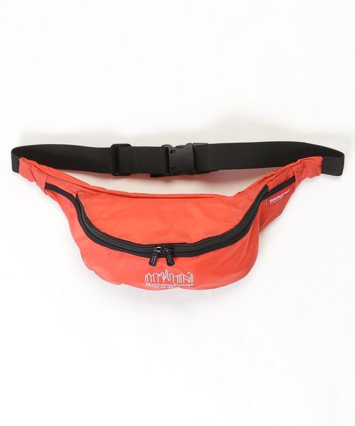 Manhattan Portage(マンハッタンポーテージ)の「CORDURA Lite Collection Brooklyn Bridge Waist Bag(ボディバッグ/ウエストポーチ・メンズ・ブラック/パープル/ネイビー/イエロー/ウッドランド/グレー/コーラル・X-SMALL)」の6枚目の写真