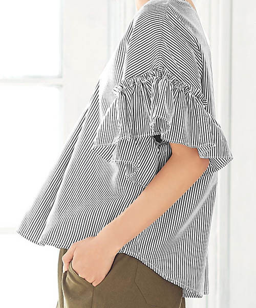 Pierrot（ピエロ）の「フリル切り替え Vネックブラウス/ストライプ柄orギンガムチェック柄/袖コンブラウス（シャツ/ブラウス・レディース・ブラック系その他/ブラック系その他2・M/L）」の15枚目の写真