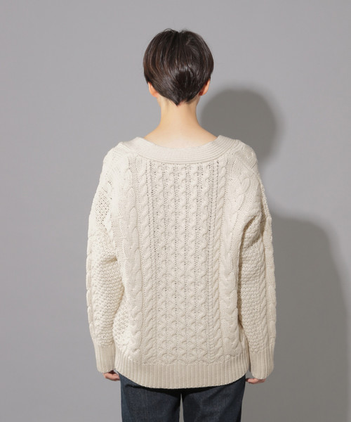 PAGEBOY（ページボーイ）の「ケーブルボリュームカーディガン（カーディガン/ボレロ・レディース・チャコールグレー/ブラック/オフホワイト/キャメル・FREE）」の7枚目の写真