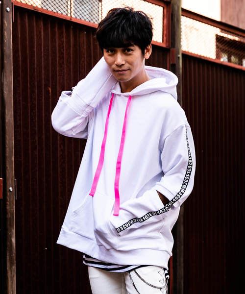 163(イチロクサン)の「163(イチロクサン)スリーブカットプルオーバー(パーカー・メンズ・ホワイト/ブラック・SMALL/MEDIUM/LARGE)」の5枚目の写真