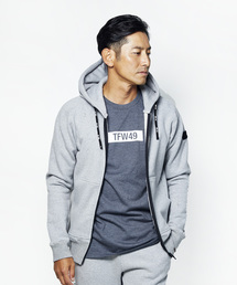 TFW49�i�e�B�[�G�t�_�u�����[�j�́uZIP UP PARKA�i�p�[�J�[�j�v