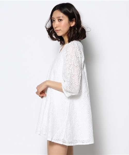 mystic（ミスティック）の「レースバルーン袖ワンピース（ワンピース・レディース・ベージュ/ラベンダー/オフホワイト/ブラック/グリーン/ネイビー・ﾌﾘ-）」の8枚目の写真