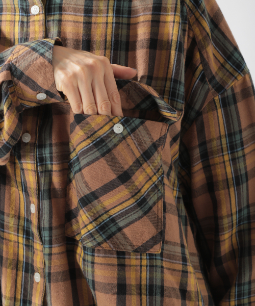 BAYFLOW（ベイフロー）の「BIGシルエットチェックシャツ（シャツ/ブラウス・レディース・チャコールグレー/ネイビー/マスタード・SMALL/MEDIUM）」の7枚目の写真