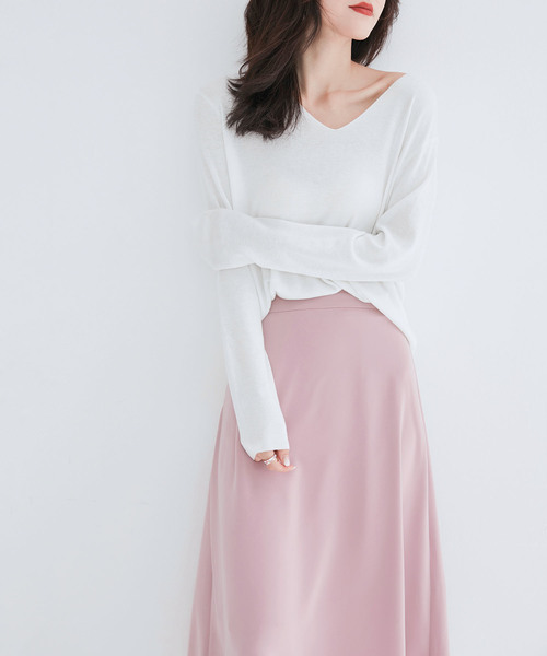 SAISON DE PAPILLON(セゾンドパピヨン)の「ウール混Vネックシンプルドロップショルダーニットトップス(ニット/セーター・レディース・ブルー/コーラル/ピンク/イエロー/オレンジ/ホワイト/ブラック/グレー/グリーン/ライトグレー/ブラウン・M/L/S)」の16枚目の写真