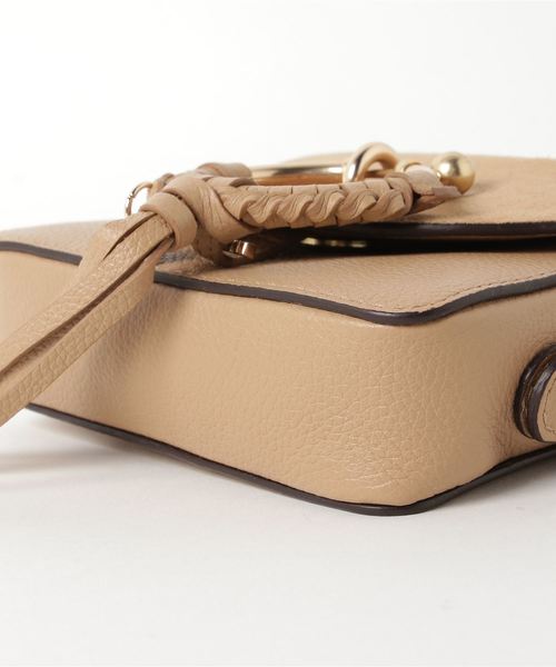 SEE BY CHLOE（シーバイクロエ）の「JOAN ジョアン/ MINI CROSSBODY ミニクロスボディバッグ / カメラバッグ