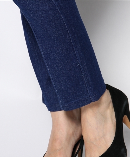 mystic（ミスティック）の「クロップドスキニーデニム（その他パンツ・レディース・ブルー/ネイビー・ﾌﾘ-）」の8枚目の写真