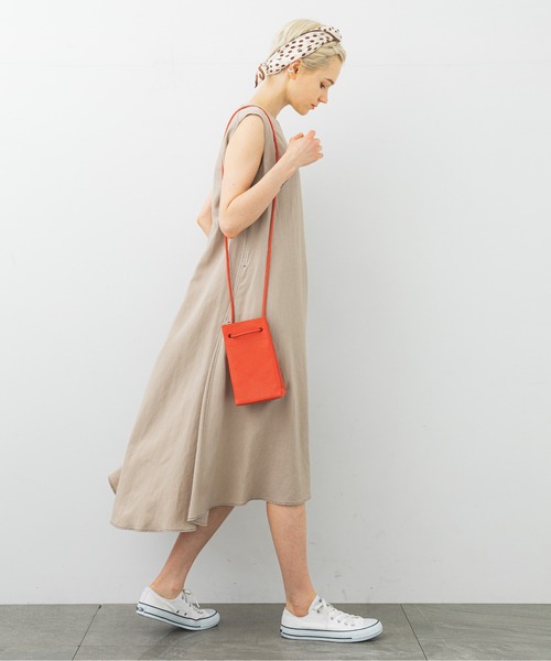 STUDIOUS（ステュディオス）の「【STUDIOUS】リネンミックスAラインワンピース（ワンピース・レディース・ブラック/ベージュ/カーキ・1/2）」の5枚目の写真