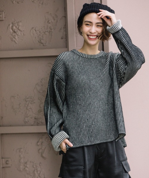 Munich（ミューニック）の「カーディガンステッチウールニット　クルーネックプルオーバー（ニット/セーター・レディース・ブラック/ブラウン/レッド/サックスブルー・FREE）」の2枚目の写真