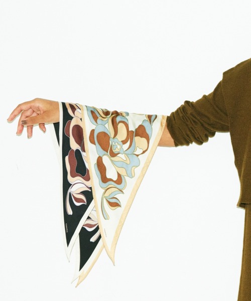 TODAYFUL（トゥデイフル）の「シルクタイスカーフ（バンダナ/スカーフ・レディース・キナリ/ブラック・FREE）」の8枚目の写真