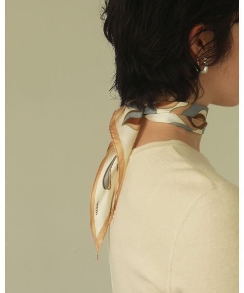 TODAYFUL（トゥデイフル）の「シルクタイスカーフ（バンダナ/スカーフ・レディース・キナリ/ブラック・FREE）」の14枚目の写真