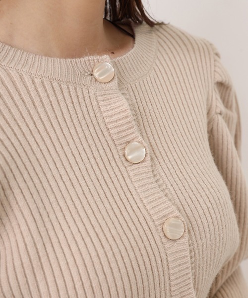 one after another NICE CLAUP（ワンアフターアナザーナイスクラップ）の「前後２Wayニットカーディガン（ニット/セーター・レディース・ベージュ/ブラウン/オレンジ/アイボリー・FREE）」の10枚目の写真