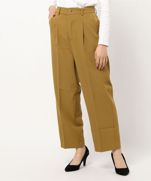 KOBE LETTUCE(コウベレタス)の「ハイウエストストレートタックパンツ(スラックス・レディース・ブラック/パープル/オリーブ/モカ/ブラック系その他/ブラウン系その他/グリーン系その他/パープル系その他/レッド系その他/レッド系その他2・1/2)」の6枚目の写真