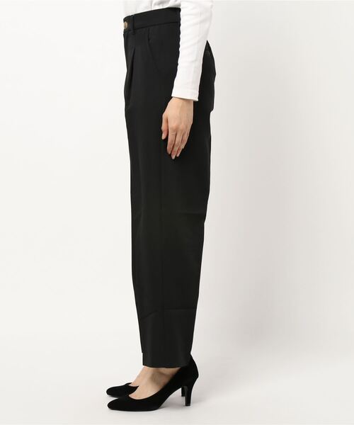 KOBE LETTUCE(コウベレタス)の「ハイウエストストレートタックパンツ(スラックス・レディース・ブラック/パープル/オリーブ/モカ/ブラック系その他/ブラウン系その他/グリーン系その他/パープル系その他/レッド系その他/レッド系その他2・1/2)」の11枚目の写真