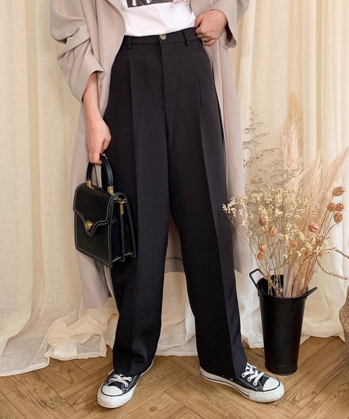 KOBE LETTUCE(コウベレタス)の「ハイウエストストレートタックパンツ(スラックス・レディース・ブラック/パープル/オリーブ/モカ/ブラック系その他/ブラウン系その他/グリーン系その他/パープル系その他/レッド系その他/レッド系その他2・1/2)」の3枚目の写真