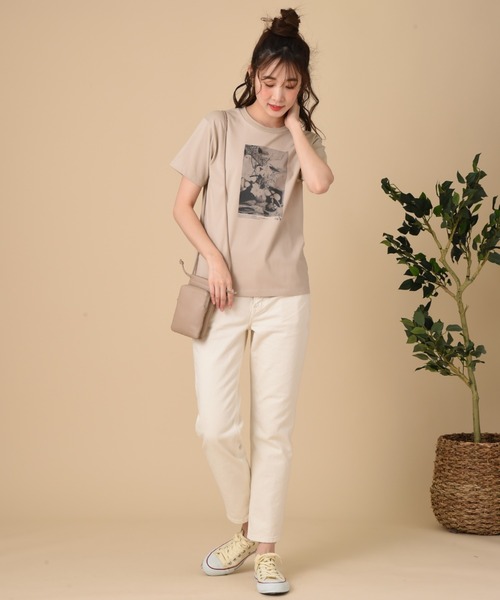 SOMETHING(サムシング)の「【SOMETHING】PHOTO PRINT T-SHIRT HS(Tシャツ/カットソー・レディース・ホワイト/ブルー/ベージュ・FREE)」の18枚目の写真