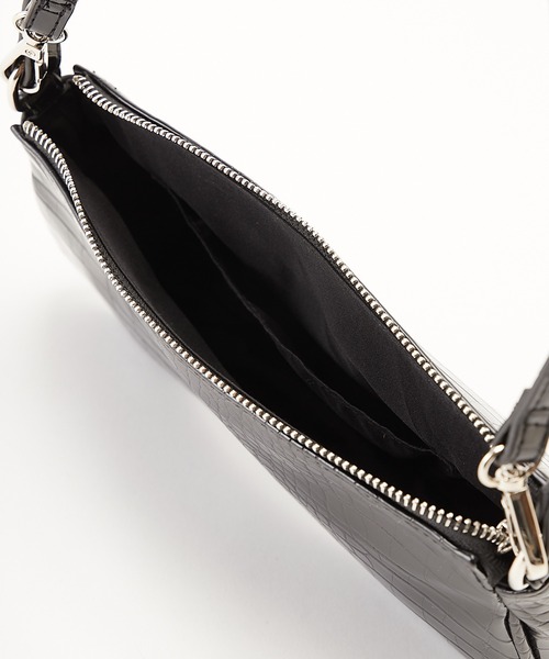 COLONY 2139(コロニートゥーワンスリーナイン)の「【COLONY 2139×@sakina_yamamoto】サステナビリティレザークロコ横長ショルダーバッグ(ショルダーバッグ・レディース・ブラック/グレー・FREE)」の5枚目の写真