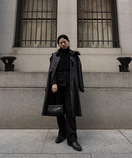 COLONY 2139(コロニートゥーワンスリーナイン)の「【COLONY 2139×@sakina_yamamoto】サステナビリティレザークロコ横長ショルダーバッグ(ショルダーバッグ・レディース・ブラック/グレー・FREE)」の4枚目の写真