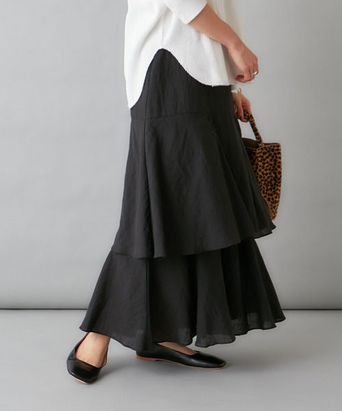 Omekashi(オメカシ)の「【新色:チャコールグレー】ティアードロングスカート(スカート・レディース・ブルー/ブラック/オフホワイト/チャコールグレー・FREE)」の2枚目の写真
