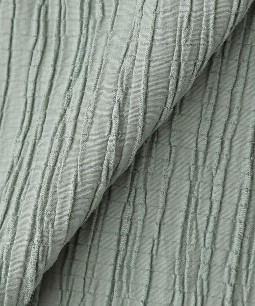 LEPSIM（レプシィム）の「シャーリングクルーブラウス　932974（シャツ/ブラウス・レディース・ブラック/ミント/グレイッシュベージュ・FREE）」の5枚目の写真