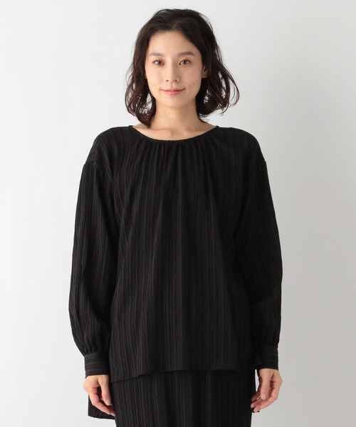 LEPSIM（レプシィム）の「シャーリングクルーブラウス　932974（シャツ/ブラウス・レディース・ブラック/ミント/グレイッシュベージュ・FREE）」の15枚目の写真