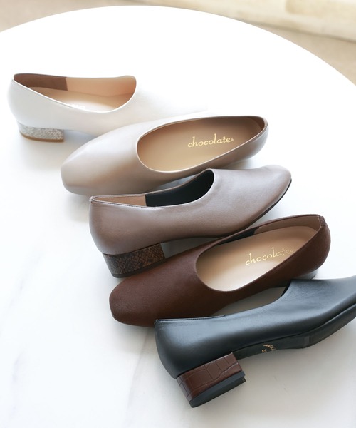 Shoe Fantasy（シューファンタジー）の「スクエアトゥブーティーパンプス【日本製】（パンプス・レディース・ホワイト/ベージュ/ブラック/ダークブラウン/ダークベージュ・23cm/25cm/24.5cm/24cm/23.5cm/22.5cm/22cm）」の6枚目の写真