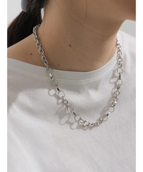 AMERICAN HOLIC（アメリカンホリック）の「メタルチェーンショートネックレス（ネックレス・レディース・シルバー/ゴールド・FREE）」の2枚目の写真