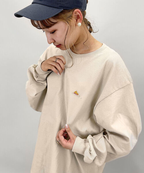 KELTY（ケルティ）の「【KELTY/ケルティ】GLOSTER別注 バックプリント ビッグシルエットロンT UNISEX（Tシャツ/カットソー・メンズ・ホワイト/チャコールグレー/ベージュ/オリーブ・M/L）」の17枚目の写真