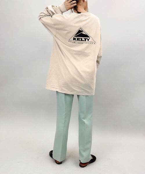 KELTY（ケルティ）の「【KELTY/ケルティ】GLOSTER別注 バックプリント ビッグシルエットロンT UNISEX（Tシャツ/カットソー・メンズ・ホワイト/チャコールグレー/ベージュ/オリーブ・M/L）」の19枚目の写真