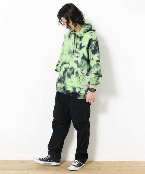 CAL O LINE（キャルオーライン）の「CAL O LINE　TIE DYE CUT-OFF SWEAT PARKA（パーカー・メンズ・グリーン系その他・MEDIUM/LARGE）」の8枚目の写真