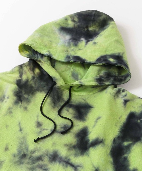 CAL O LINE（キャルオーライン）の「CAL O LINE　TIE DYE CUT-OFF SWEAT PARKA（パーカー・メンズ・グリーン系その他・MEDIUM/LARGE）」の3枚目の写真