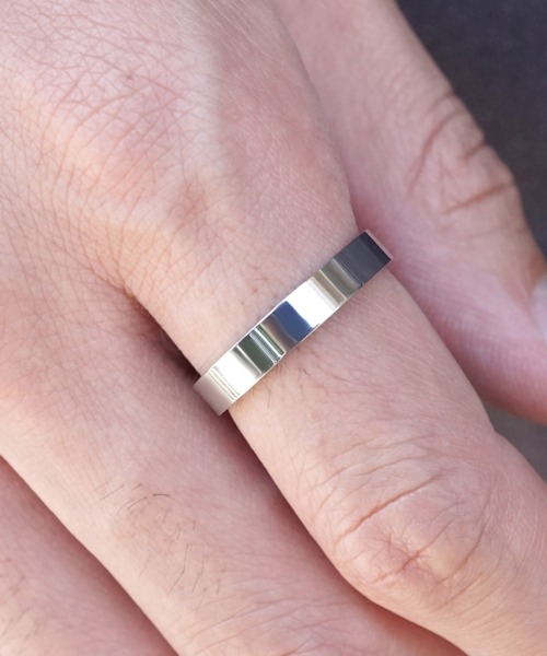 SBG(エスビー)の「SBG シンプルカラースチールリング(リング・メンズ・ブラック/シルバー/ゴールド/ブラック系その他/シルバー系その他/ゴールド系その他/シルバー系/シルバー系1・10号/12号/11号/9号/8号/18号/21号/15号/25号/23号/16号/14号)」の10枚目の写真