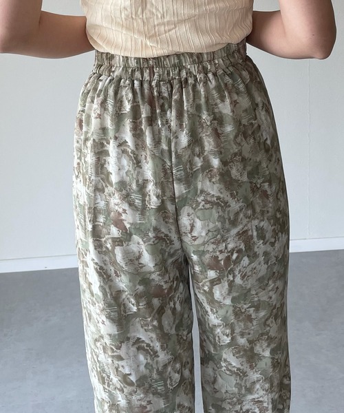 y/m by misato(イムバイミサト)の「ぼかし柄ストレートパンツ(その他パンツ・レディース・グリーン/ダークベージュ・FREE)」の21枚目の写真