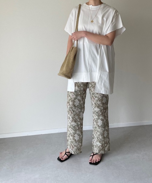 y/m by misato(イムバイミサト)の「ぼかし柄ストレートパンツ(その他パンツ・レディース・グリーン/ダークベージュ・FREE)」の6枚目の写真