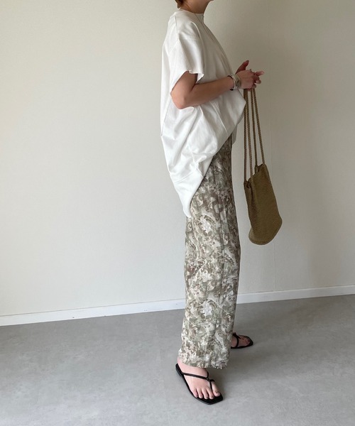 y/m by misato(イムバイミサト)の「ぼかし柄ストレートパンツ(その他パンツ・レディース・グリーン/ダークベージュ・FREE)」の18枚目の写真