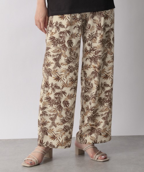 LOWRYS FARM（ローリーズファーム）の「夏柄ワイドイージーパンツ　950055（その他パンツ・レディース・ネイビー/ブラウン/アイボリー・FREE）」の8枚目の写真