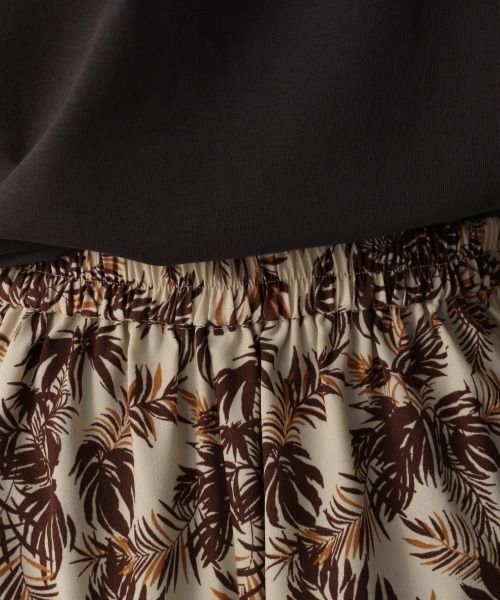 LOWRYS FARM（ローリーズファーム）の「夏柄ワイドイージーパンツ　950055（その他パンツ・レディース・ネイビー/ブラウン/アイボリー・FREE）」の10枚目の写真